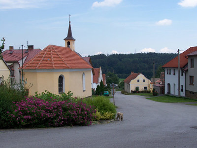 Náves obce Žernovice